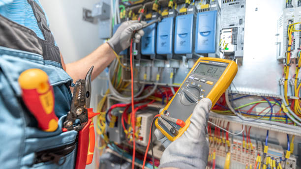 Best Licensed Electrician  in Oak Island, NC